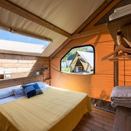 Procida Camp & Resort - Ciraccio Bagian luar foto